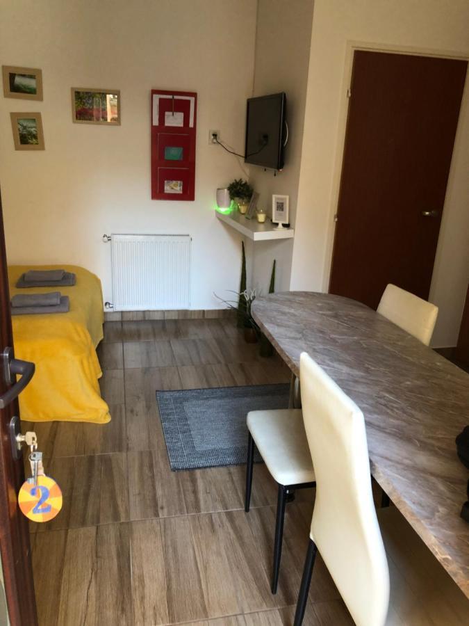 Milla Apartman Szentendre Esterno foto