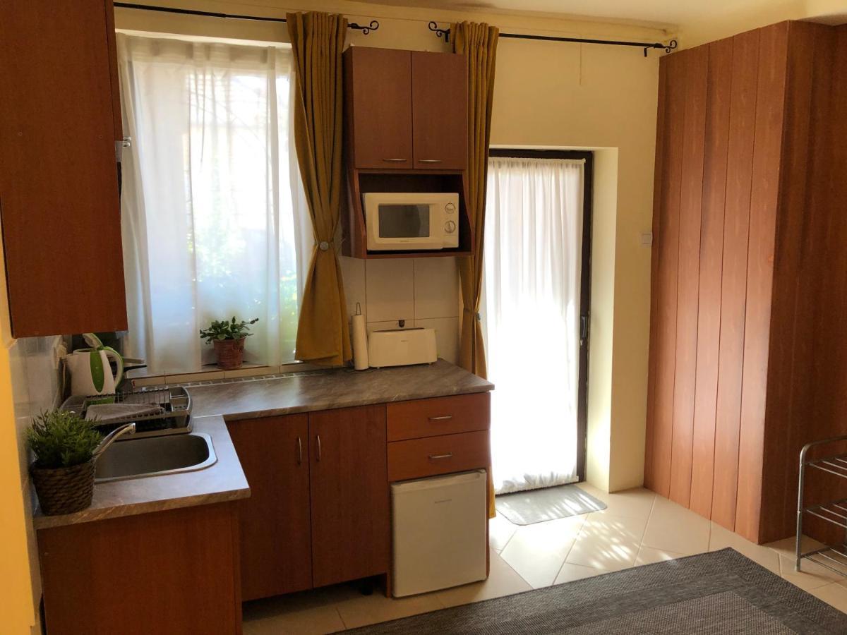 Milla Apartman Szentendre Esterno foto